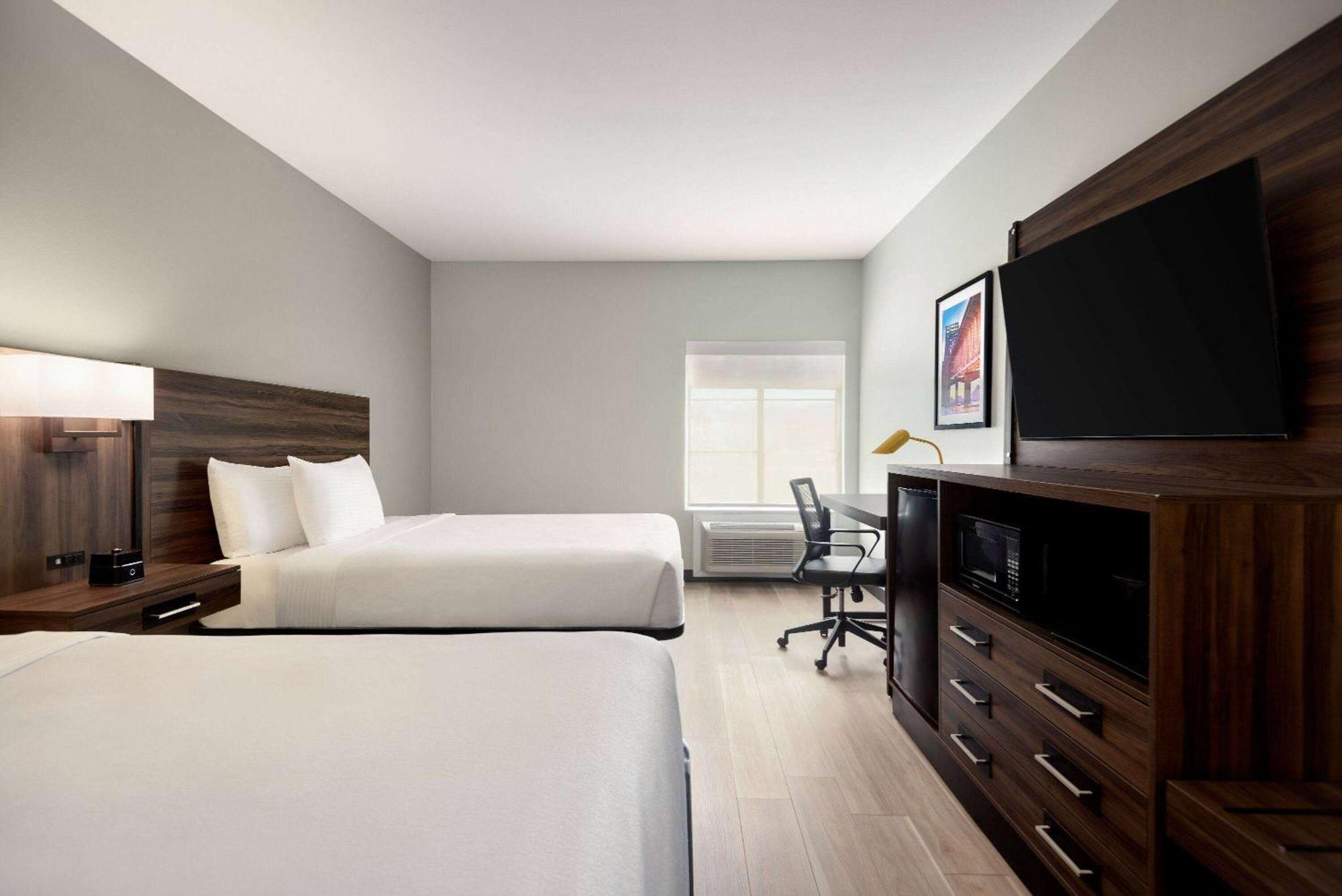 La Quinta By Wyndham Gonzales La Hotel Ngoại thất bức ảnh